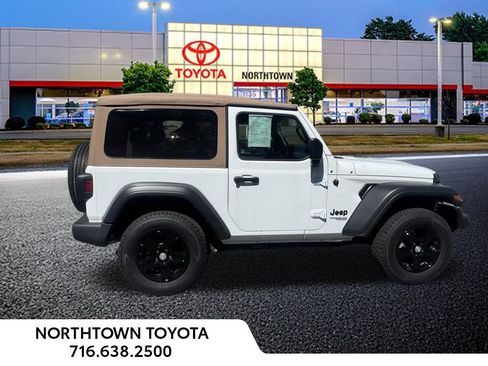 Used 2021 Jeep Wrangler Sport AWD/4WD image 28