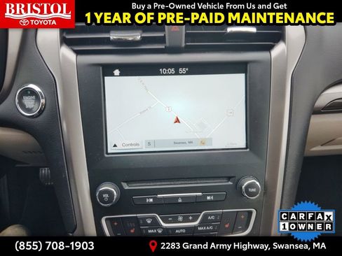 Used 2017 Ford Fusion SE w/ Fusion SE Technology Package image 25