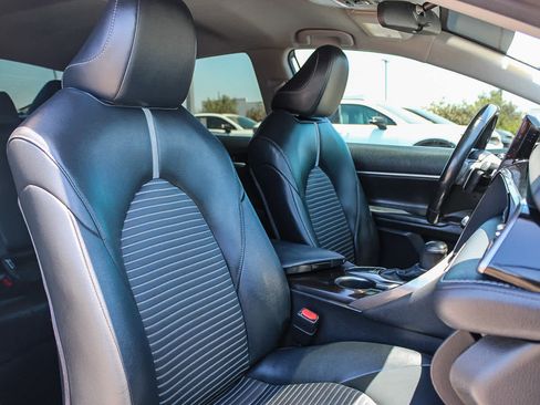 Used 2023 Toyota Camry SE FWD image 16