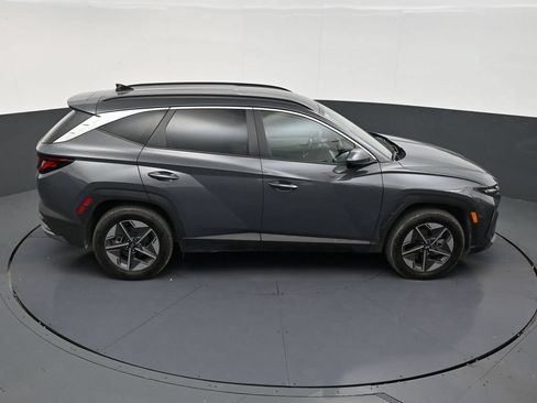 Used 2025 Hyundai Tucson SEL FWD image 17