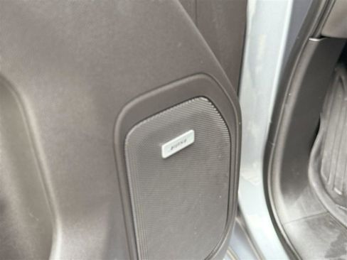 Used 2019 GMC Sierra 1500 SLT w/ SLT Premium Plus Package image 17