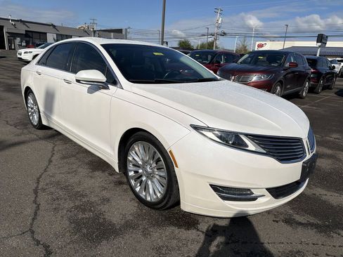 Used 2015 Lincoln MKZ AWD w/ Equipment Group 102A Reserve image 7
