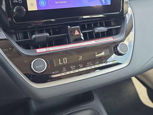 Used 2026 Toyota Corolla LE FWD image 21