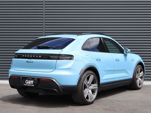 Certified 2025 Porsche Macan 4 Electric AWD/4WD image 10