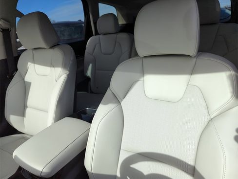 New 2025 Kia Telluride S image 24