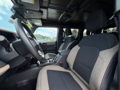 Used 2025 Ford Bronco Big Bend AWD/4WD image 10