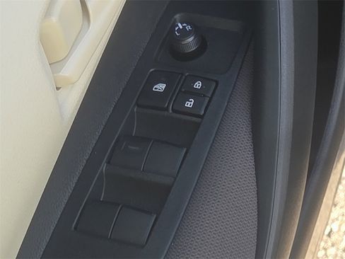 New 2026 Toyota Corolla LE image 25