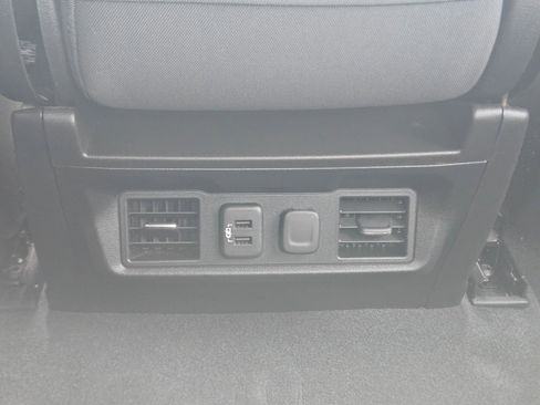 Used 2020 Chevrolet Silverado 1500 LT w/ All-Star Edition image 27