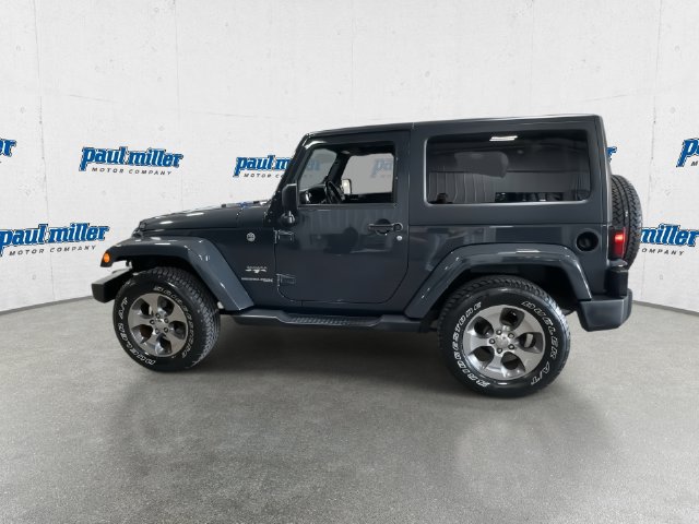 Used 2018 Jeep Wrangler Sahara w/ Connectivity Group AWD/4WD image 7