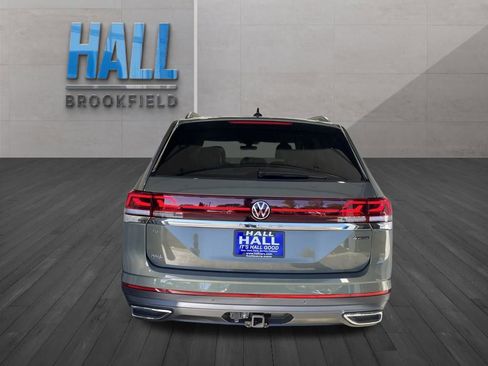 New 2026 Volkswagen Atlas SE image 4