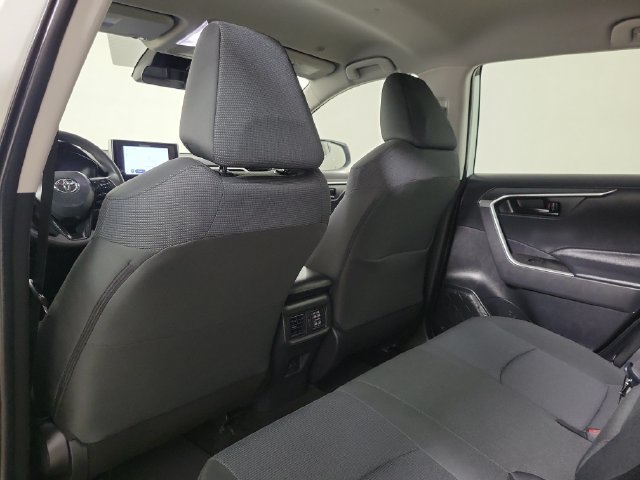 Used 2025 Toyota RAV4 LE FWD image 13