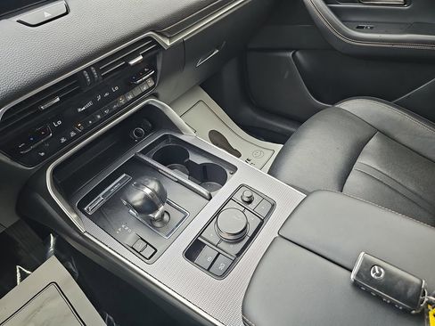 Used 2024 MAZDA CX-90 3.3 Turbo w/ Preferred Plus image 30