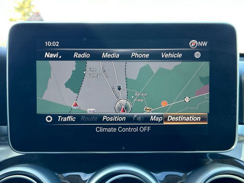 Used 2018 Mercedes-Benz GLC 300 4MATIC w/ Multimedia Package image 28