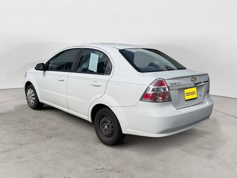 Used 2010 Chevrolet Aveo LT FWD image 3
