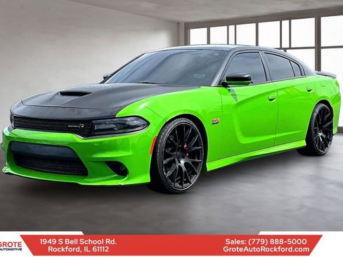 Used 2017 Dodge Charger R/T Scat Pack w/ Beats Audio Group RWD image 1
