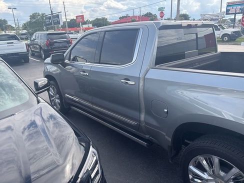Used 2025 Chevrolet Silverado 1500 High Country RWD image 8