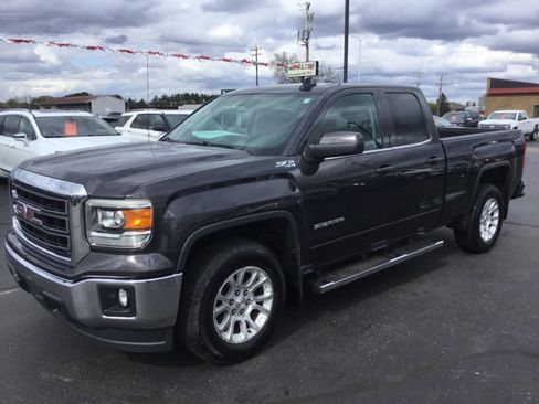 Used 2015 GMC Sierra 1500 SLE w/ SLE Preferred Package AWD/4WD image 1