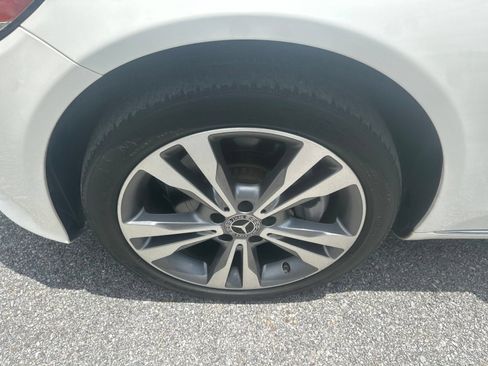 Used 2019 Mercedes-Benz C 300 4MATIC Sedan image 10