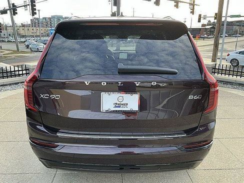 New 2026 Volvo XC90 B6 Ultra w/ Protection Package Premier AWD/4WD image 9