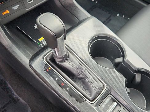 Certified 2024 Honda Civic Touring image 14
