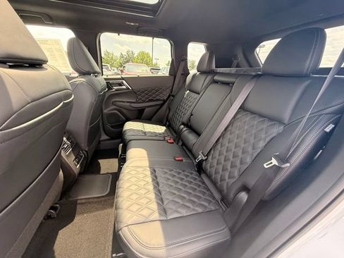 New 2026 Nissan Rogue Platinum AWD/4WD image 15