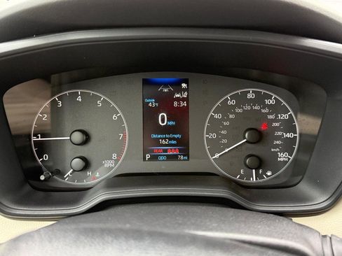 Certified 2025 Toyota Corolla LE image 19