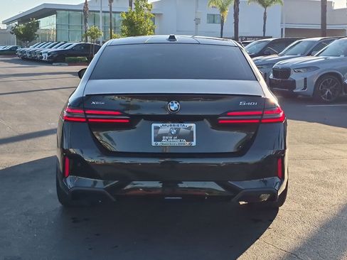 Certified 2025 BMW 540i xDrive w/ Executive Package AWD/4WD image 9