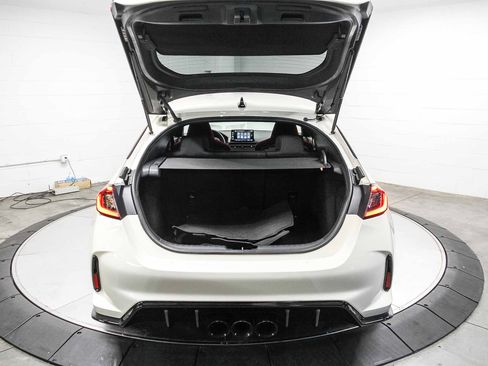 Used 2025 Honda Civic Type R image 25