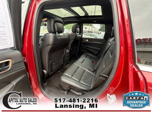 Used 2015 Jeep Grand Cherokee Overland w/ Advanced Technology Group AWD/4WD image 13