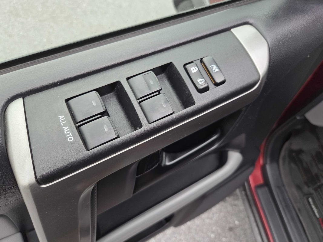 Used 2011 Toyota 4Runner Trail AWD/4WD image 16