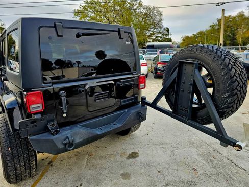 Used 2012 Jeep Wrangler Unlimited Sahara w/ Mopar Chrome Edition Group image 22