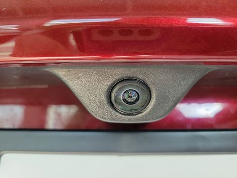 Used 2022 Jeep Grand Cherokee Limited image 12