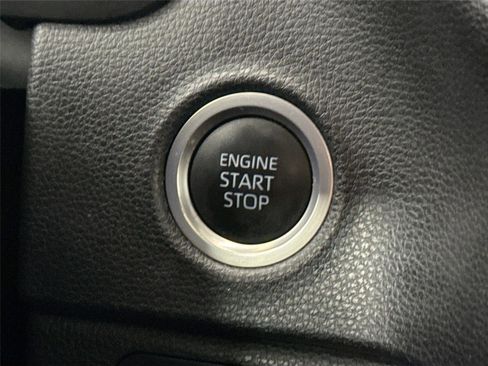 Used 2022 Toyota Tundra SR5 w/ Convenience Package image 21