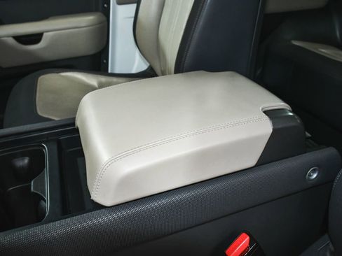 Used 2022 Land Rover Defender 90 X-Dynamic HSE image 39