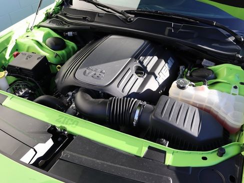 Used 2023 Dodge Challenger R/T image 5