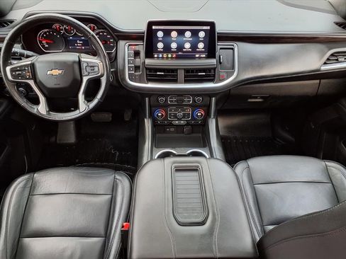 Used 2021 Chevrolet Suburban LT w/ LT Signature Package image 5