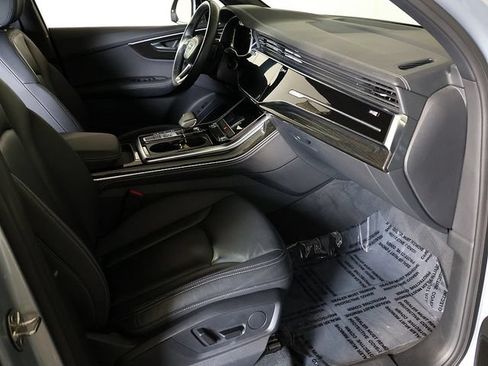 Used 2025 Audi Q7 3.0T Premium Plus AWD/4WD image 39