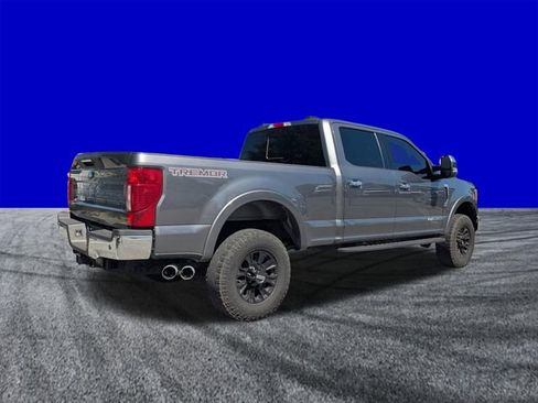 Used 2022 Ford F350 Lariat w/ Tremor Off-Road Package image 7