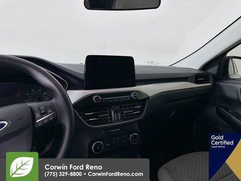 Certified 2022 Ford Escape SE w/ SE Sport Appearance Package image 26