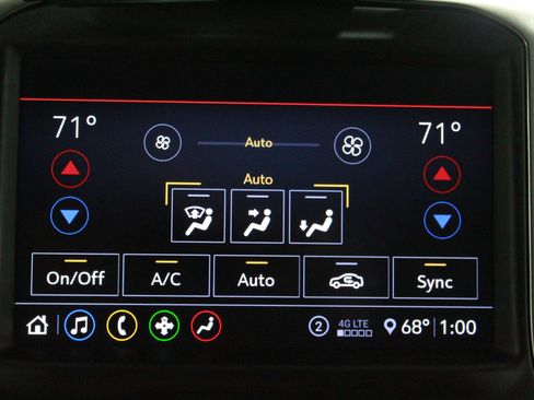 Used 2020 Chevrolet Silverado 1500 RST w/ Texas Edition image 15