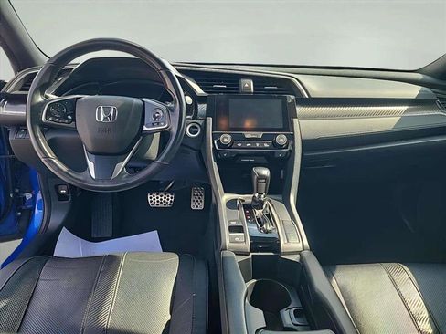 Used 2018 Honda Civic Sport Touring image 11