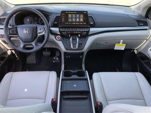 New 2026 Honda Odyssey EX-L image 9