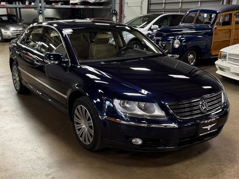 Used 2006 Volkswagen Phaeton V8 image 1