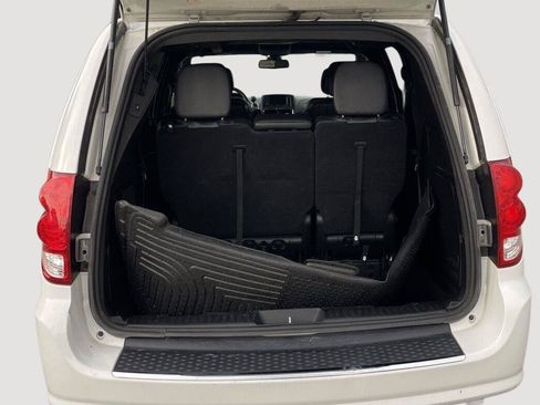 Used 2019 Dodge Grand Caravan GT FWD image 10