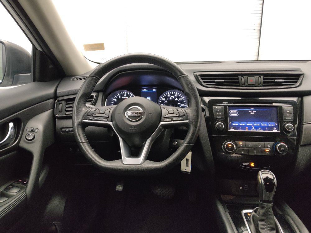 Used 2019 Nissan Rogue S w/ Special Edition Package FWD image 22