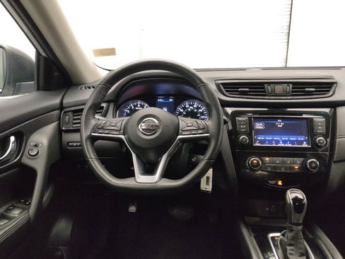 Used 2019 Nissan Rogue S w/ Special Edition Package FWD image 22