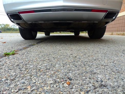 Used 2017 Cadillac XTS Luxury image 9