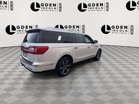 Used 2019 Lincoln Navigator L Reserve AWD/4WD image 8