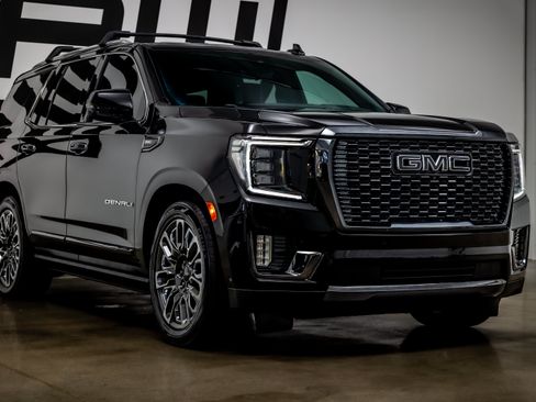 Used 2024 GMC Yukon Denali Ultimate AWD/4WD image 27