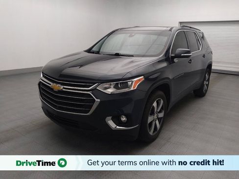 Used 2020 Chevrolet Traverse LT w/ LT Premium Package FWD image 1